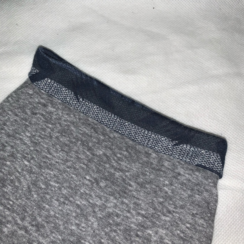 American Rag T-Shirt - Picture 5 of 6